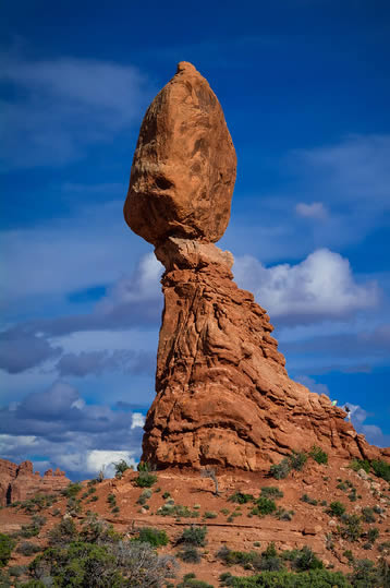 eroded rock pillar image